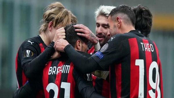 بارما يجبر ميلان على التعادل