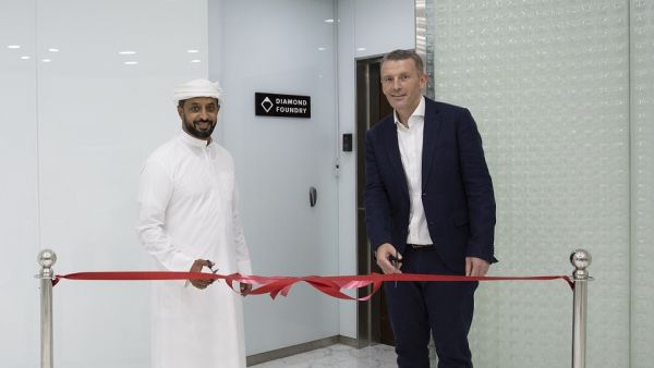 دايموند فاوندري تفتتح مركزاً لها في مركز دبي للسلع المتعددة لتوسيع مبيعاتها من الماس المصنّع   