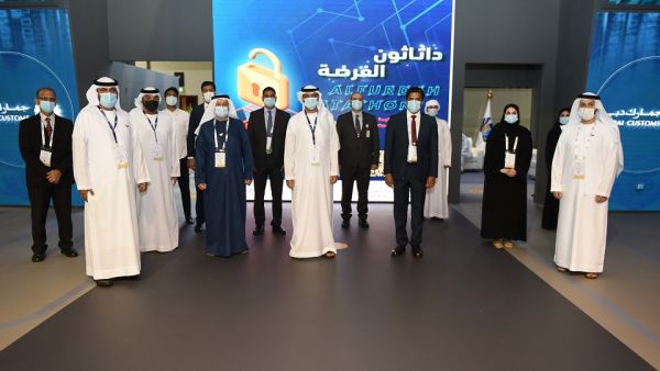 جمارك دبي تكرم الفائزين في تحدي البيانات المفتوحة "داتاثون الفرضة"