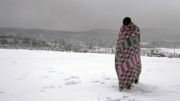 Hundreds of refugees stranded in squalid burnt-out tent camp in Bosnia-Herzegovina (Twitter)