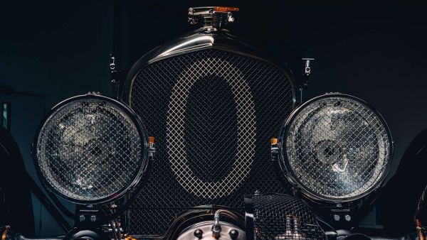 أول Bentley Blower جديدة منذ 90 سنة