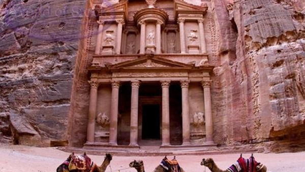 المدينة الوردية 