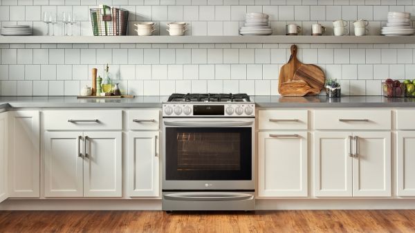 LG’s Instaview Range With Air Sous Vide Is the Oven  Home-Gourmands Have Been Waiting For