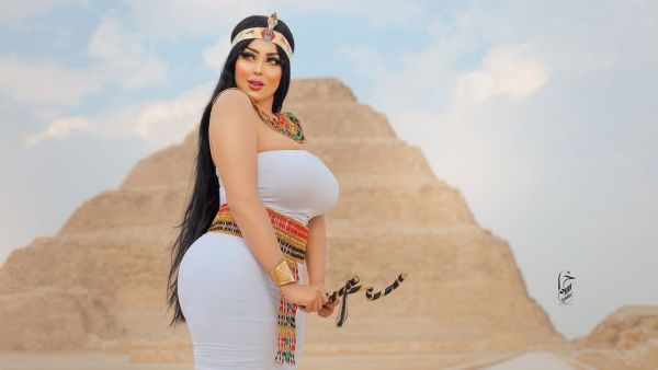 No Make up and Messy Hair! Shocking Image of 'Pyramids Fart' Model After Being Arrested