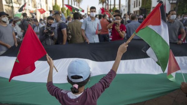 Moroccans revolt against their government's decision to 'normalise' ties with Israel (Twitter)