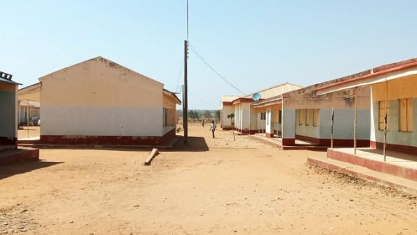 Around 400 students missing after gunmen attack Nigerian school (Twitter)