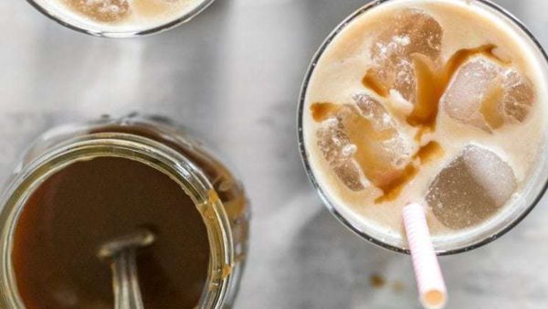 قهوة مثلجة بالكراميل المملح