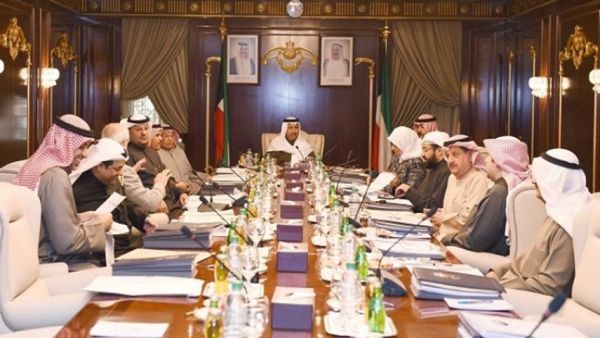 8 وزراء على الأقل من التشكيلة الحكومية الحالية سيطولهم التغيير