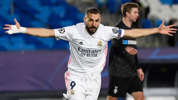 بنزيمة يقود الملكي لدور الـ 16