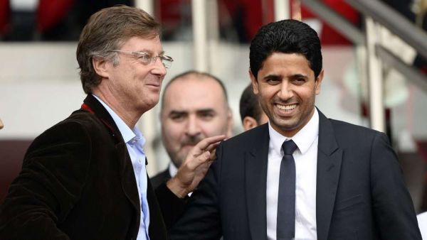 ناصر الخليفي (يمين)