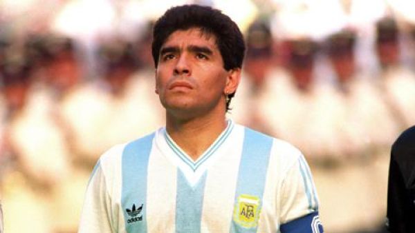 دييغو مارادونا