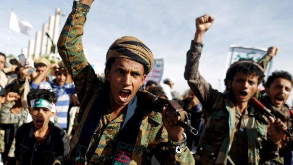 رفضاً لتصنيفها منظمة إرهابية.. الحوثي تدعو أنصارها لمظاهرات الأسبوع القادم