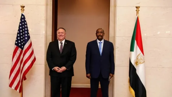 بومبيو يوقع على أمر شطب السودان من قائمة الإرهاب