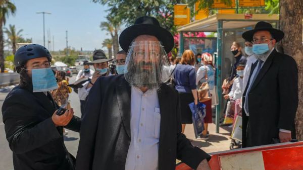 إسرائيل تسجل أكثر من 9 آلاف إصابة جديدة بكورونا