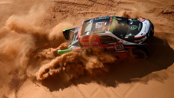 Al-Rajhi had other ideas, and with the benefit of his experienced co-driver Dirk Von Zitzewitz, an 18-Dakar veteran, he took command around 100km out. (Photo: AFP)