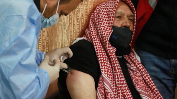 توزيع لقاح كورونا في الأردن