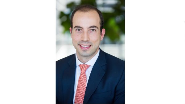 تقرير جديد لـ «بوسطن كونسلتينج جروب : 65% زيادة في معدل استخدام الخدمات المصرفية عبر الهاتف المحمول في الإمارات خلال الجائحة 