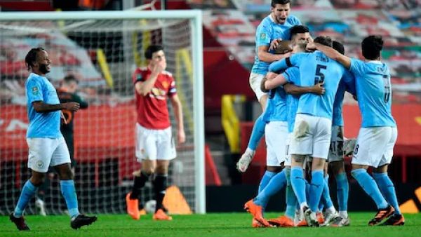 سيتي إلى النهائي