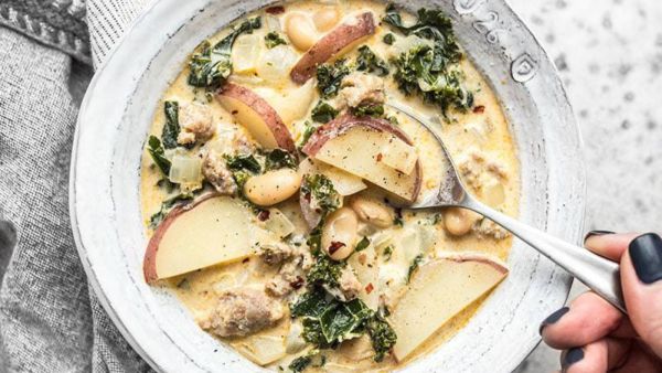 شوربة إيطالية "زوبا توسكانا"