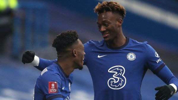 آبراهام يقود تشيلسي للدور الخامس من كأس إنجلترا