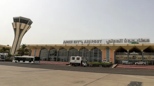 مطار مدينة عدن جنوبي اليمن