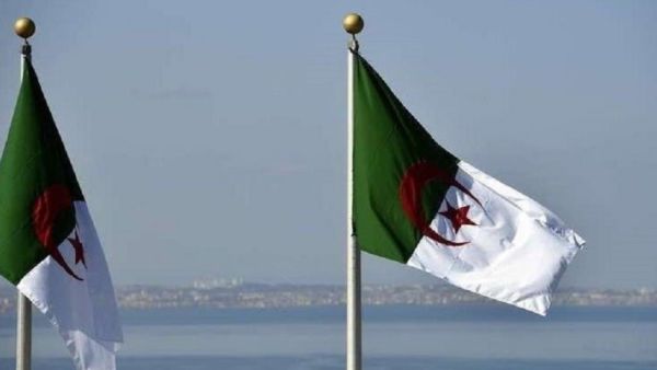 السعيد بوتفليقة وقائد المخابرات السابق البشير طرطاق يبقيان في السجن على ذمة قضايا فساد