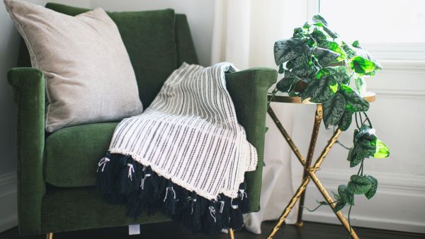 10 نصائح لتنظيف المنزل بسرعة قبل وصول ضيوفك