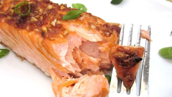 طبق السلمون بالزنجبيل