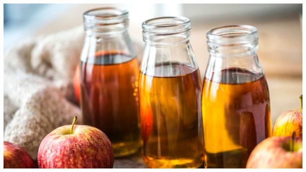 يمكنك إزالة البقع الصفراء أو تلك الناتجة عن العصير أو القهوة أو البول