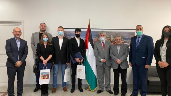 فلسطين تخاطب الشباب البولندي