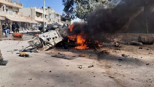  عبوة ناسفة موضوعة تحت سيارة من نوع (فان) انفجرت اليوم الخميس