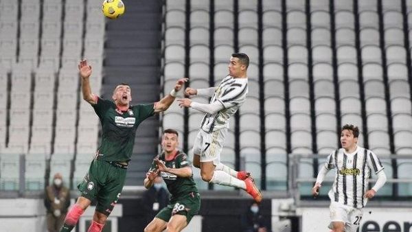 رونالدو يرفع رصيده إلى 18 هدفاً في صدارة ترتيب الهدافين