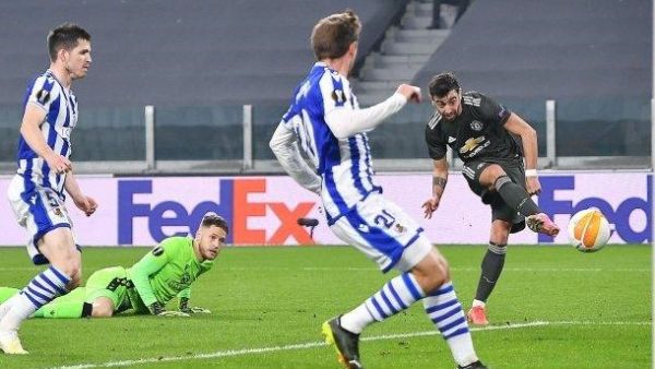 فيرنانديش يقود يونايتد للفوز