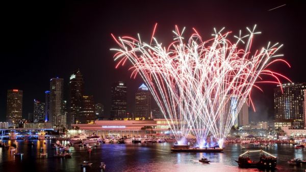 General view of a fireworks display in preparation of Super Bowl LV on February 06, 2021 in Tampa, Florida. Douglas P. DeFelice/Getty Images/AFP Douglas P. DeFelice / GETTY IMAGES NORTH AMERICA / Getty Images via AFP