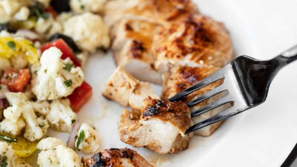 دجاج متبل بالثوم