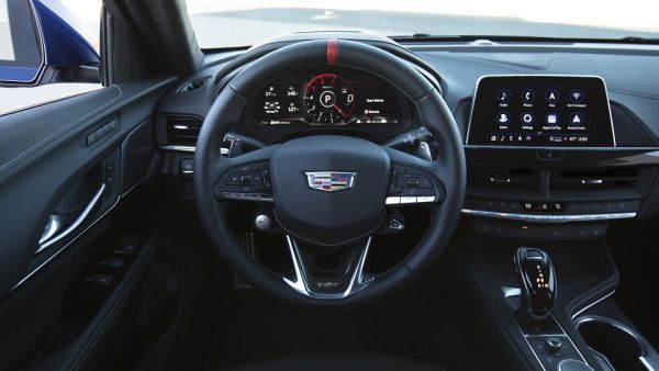 ’كاديلاك V-Series Blackwing‘ مصمَّمة للأداء العالي بكل ما للكلمة من معنى