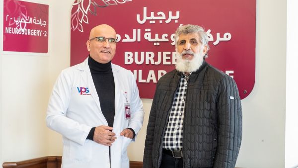 الطبيب المختص أجرى عمليةً جراحية معقّدة أنقذت حياة مريضٍ  مصاب بتمدّد شديد في الأوعية الدموية للشريان البطني