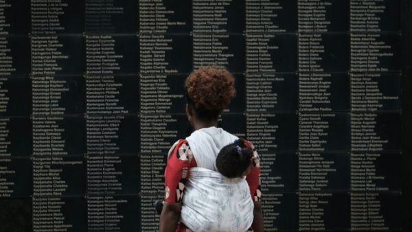 France ‘helped Rwanda genocide suspects escape’ in 1994  (Twitter)