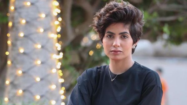 Lesbian Marriage In UAE! DJ Shooj's Girlfriend Gets Down on One Knee and Proposes With a Ring (Video)