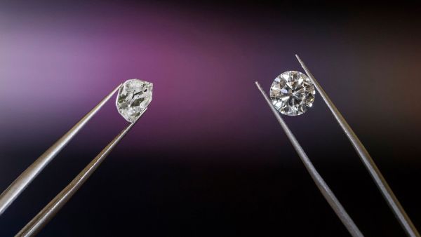 حسناء البوابة: خرافات وحقائق لا تعرفها عن الألماس