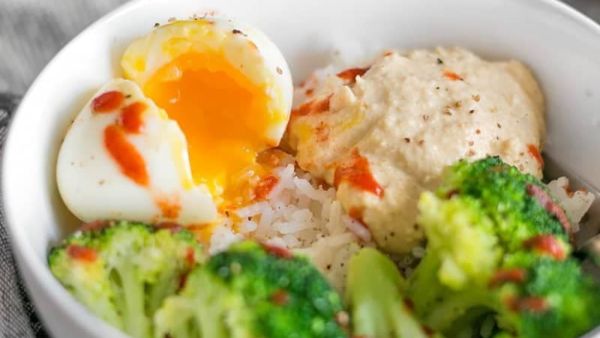 الحمص بالخضار وجبة فطور صحية