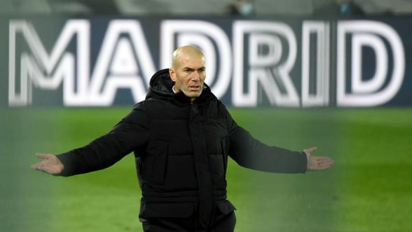 Los Blancos face an increasingly narrowed path to a successful title defence in La Liga, but their manager remains defiant that they will not fold (Photo: AFP)