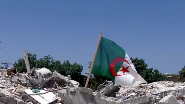 الجزائر