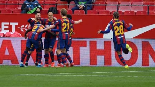 برشلونة في مهمة صعبة أمام إشبيلية