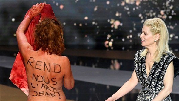  الممثلة كورين ماسييرو 