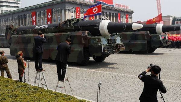 سول: نتابع عن كثب أنشطة في منشآت للصواريخ بكوريا الشمالية