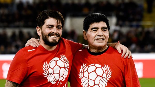 مارادونا الأب والابن