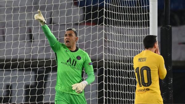 نافاس أنقذ الباريسي في العديد من المناسبات