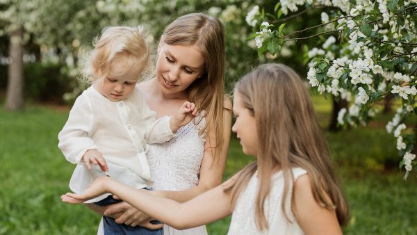 الصراخ في وجه طفلك عندما يخطئ لن يحل المشكلة، بالعكس فإن له تأثير سلبي عليه