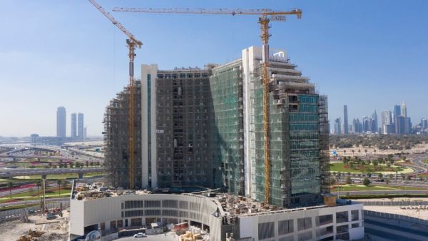 Creek Views I is one of the 46 projects, which comprise over 10,000 units and more than 11,204,623 sq. ft of built-up area, that Azizi Developments plans to hand over in 2021. Azizi Developments’ Creek Views I Records 58% Construction Milestone